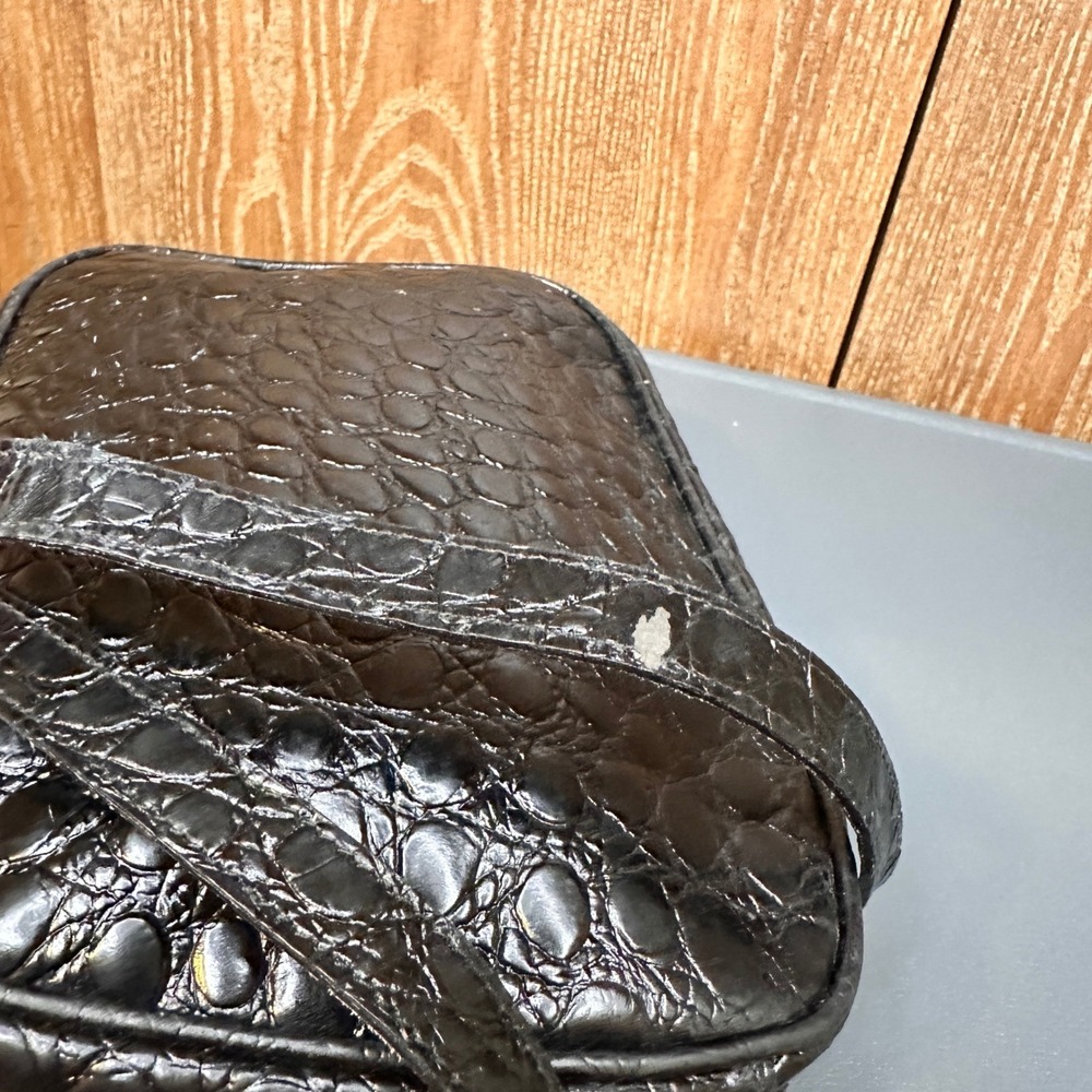 Salvatore Ferragamo Black Croc Embossed Leather Vara Bow Crossbody Bag BA214183 - Picture 8 of 16